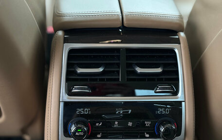 BMW 7 серия, 2016 год, 3 850 000 рублей, 15 фотография