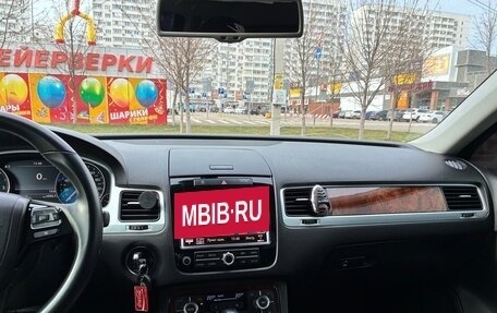 Volkswagen Touareg III, 2012 год, 2 290 000 рублей, 7 фотография