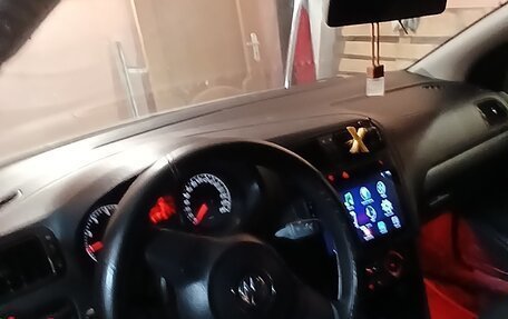 Volkswagen Polo VI (EU Market), 2012 год, 450 000 рублей, 10 фотография