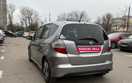 Honda Jazz II рестайлинг, 2009 год, 590 000 рублей, 7 фотография