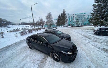 Toyota Camry, 2020 год, 2 550 000 рублей, 3 фотография