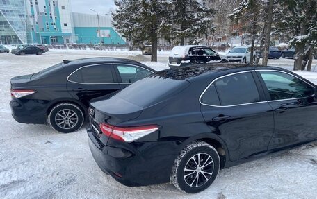 Toyota Camry, 2020 год, 2 550 000 рублей, 2 фотография