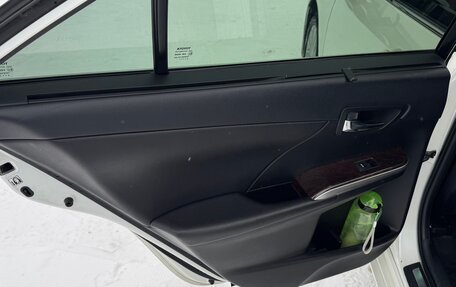 Toyota Camry, 2014 год, 1 890 000 рублей, 13 фотография