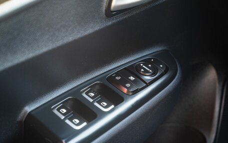 KIA Rio IV, 2017 год, 1 300 000 рублей, 21 фотография