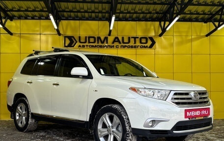 Toyota Highlander III, 2012 год, 1 849 000 рублей, 3 фотография