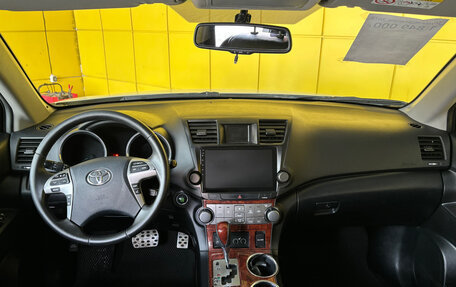 Toyota Highlander III, 2012 год, 1 849 000 рублей, 23 фотография