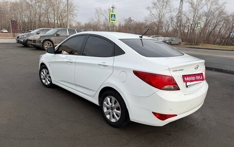 Hyundai Solaris II рестайлинг, 2016 год, 1 050 000 рублей, 3 фотография