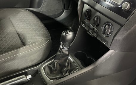 Skoda Rapid I, 2016 год, 1 075 000 рублей, 17 фотография