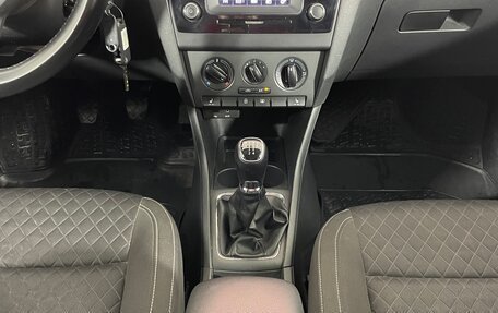 Skoda Rapid I, 2016 год, 1 075 000 рублей, 14 фотография