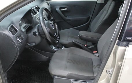 Volkswagen Polo VI (EU Market), 2016 год, 890 000 рублей, 13 фотография