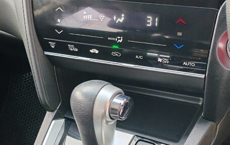 Honda Shuttle II, 2018 год, 1 630 000 рублей, 21 фотография