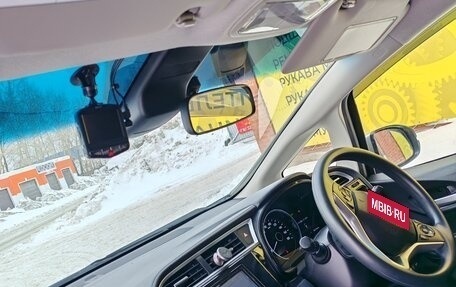 Honda Shuttle II, 2018 год, 1 630 000 рублей, 16 фотография