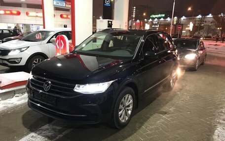 Volkswagen Tiguan II, 2021 год, 3 000 000 рублей, 1 фотография