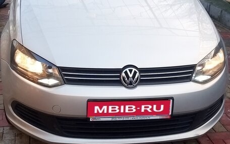 Volkswagen Polo VI (EU Market), 2013 год, 935 000 рублей, 1 фотография