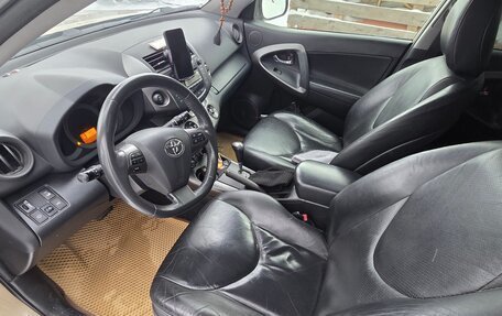 Toyota RAV4, 2012 год, 1 470 000 рублей, 17 фотография