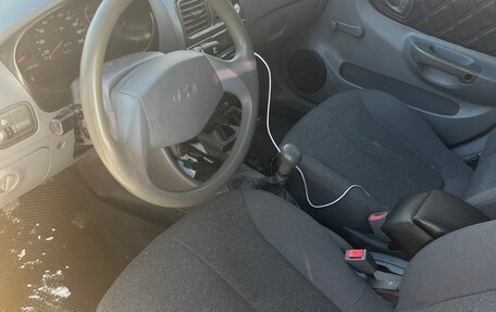 Hyundai Accent II, 2005 год, 220 000 рублей, 8 фотография