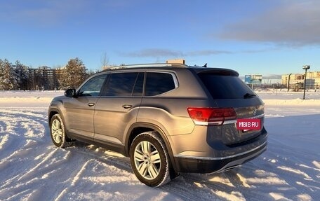 Volkswagen Teramont I, 2018 год, 3 800 000 рублей, 5 фотография