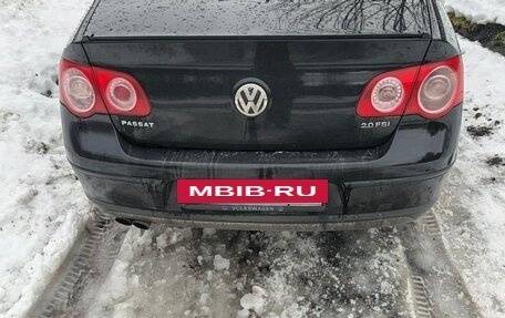 Volkswagen Passat B6, 2005 год, 555 000 рублей, 2 фотография