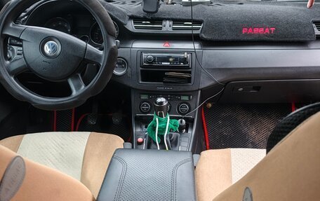 Volkswagen Passat B6, 2005 год, 555 000 рублей, 8 фотография