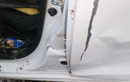 Renault Logan II, 2016 год, 165 000 рублей, 2 фотография