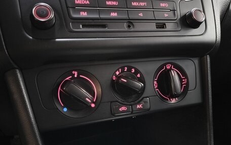 Volkswagen Polo VI (EU Market), 2014 год, 770 000 рублей, 16 фотография