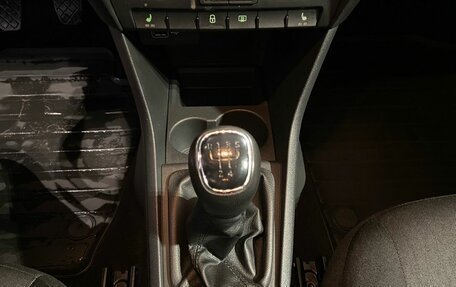 Skoda Rapid I, 2018 год, 1 250 000 рублей, 17 фотография