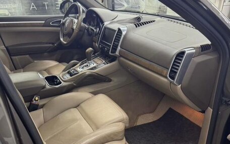 Porsche Cayenne III, 2011 год, 1 880 000 рублей, 8 фотография