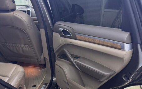 Porsche Cayenne III, 2011 год, 1 880 000 рублей, 17 фотография