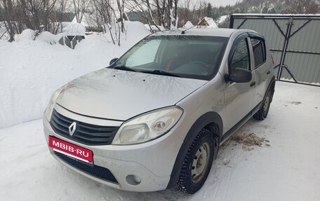 Renault Sandero I, 2012 год, 450 000 рублей, 2 фотография