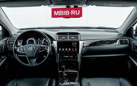 Toyota Camry, 2015 год, 2 400 000 рублей, 12 фотография
