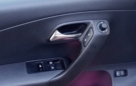 Volkswagen Polo VI (EU Market), 2013 год, 935 000 рублей, 20 фотография