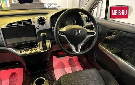 Honda Stream II, 2011 год, 1 599 999 рублей, 15 фотография