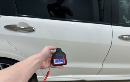 Honda Stream II, 2011 год, 1 599 999 рублей, 28 фотография