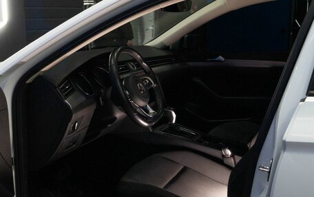 Volkswagen Passat B8 рестайлинг, 2018 год, 2 050 000 рублей, 9 фотография