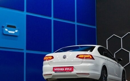 Volkswagen Passat B8 рестайлинг, 2018 год, 2 050 000 рублей, 5 фотография