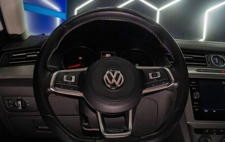 Volkswagen Passat B8 рестайлинг, 2018 год, 2 050 000 рублей, 21 фотография