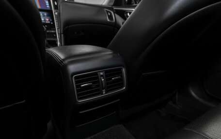 Infiniti Q50 I рестайлинг, 2017 год, 2 150 000 рублей, 13 фотография