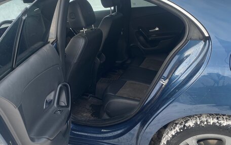 Mercedes-Benz CLA, 2019 год, 2 200 000 рублей, 5 фотография