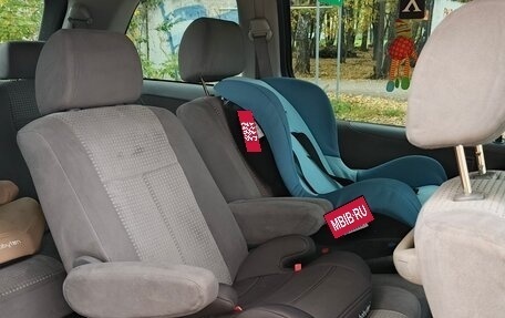 Mazda MPV II, 2004 год, 600 000 рублей, 8 фотография