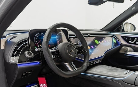 Mercedes-Benz E-Класс, 2025 год, 9 990 000 рублей, 13 фотография