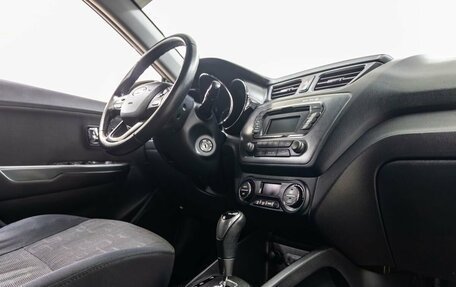 KIA Rio III рестайлинг, 2011 год, 900 000 рублей, 33 фотография