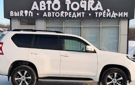 Toyota Land Cruiser Prado 150 рестайлинг 2, 2016 год, 3 575 000 рублей, 9 фотография