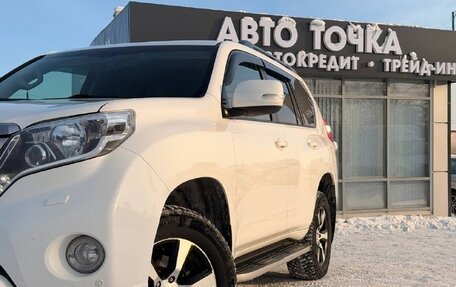 Toyota Land Cruiser Prado 150 рестайлинг 2, 2016 год, 3 575 000 рублей, 6 фотография