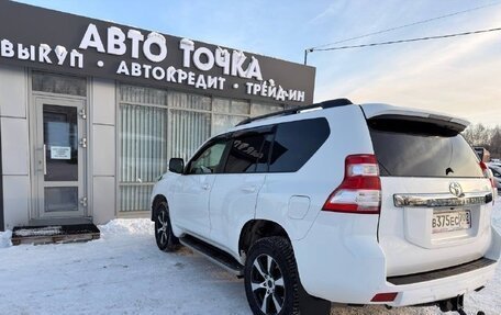 Toyota Land Cruiser Prado 150 рестайлинг 2, 2016 год, 3 575 000 рублей, 7 фотография