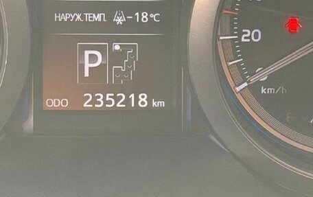 Toyota Land Cruiser Prado 150 рестайлинг 2, 2016 год, 3 575 000 рублей, 25 фотография