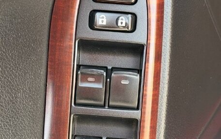 Toyota Land Cruiser Prado 150 рестайлинг 2, 2016 год, 3 575 000 рублей, 27 фотография