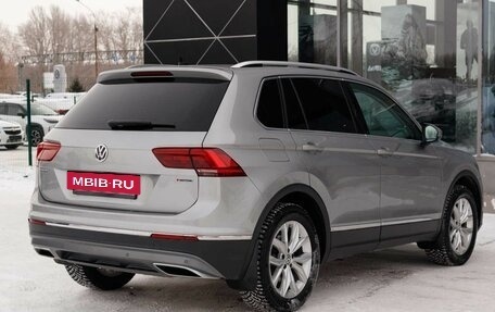 Volkswagen Tiguan II, 2018 год, 3 280 000 рублей, 5 фотография
