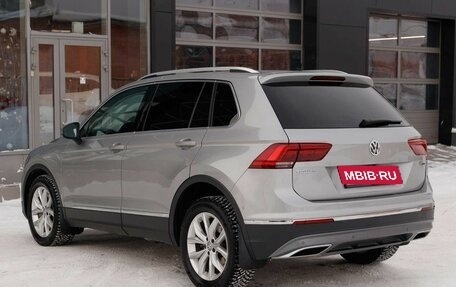 Volkswagen Tiguan II, 2018 год, 3 280 000 рублей, 7 фотография