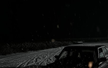 BMW 5 серия, 1982 год, 300 000 рублей, 1 фотография