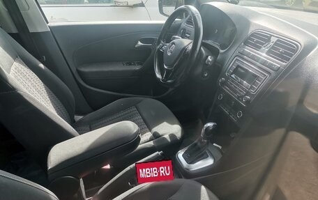 Volkswagen Polo VI (EU Market), 2018 год, 830 000 рублей, 26 фотография